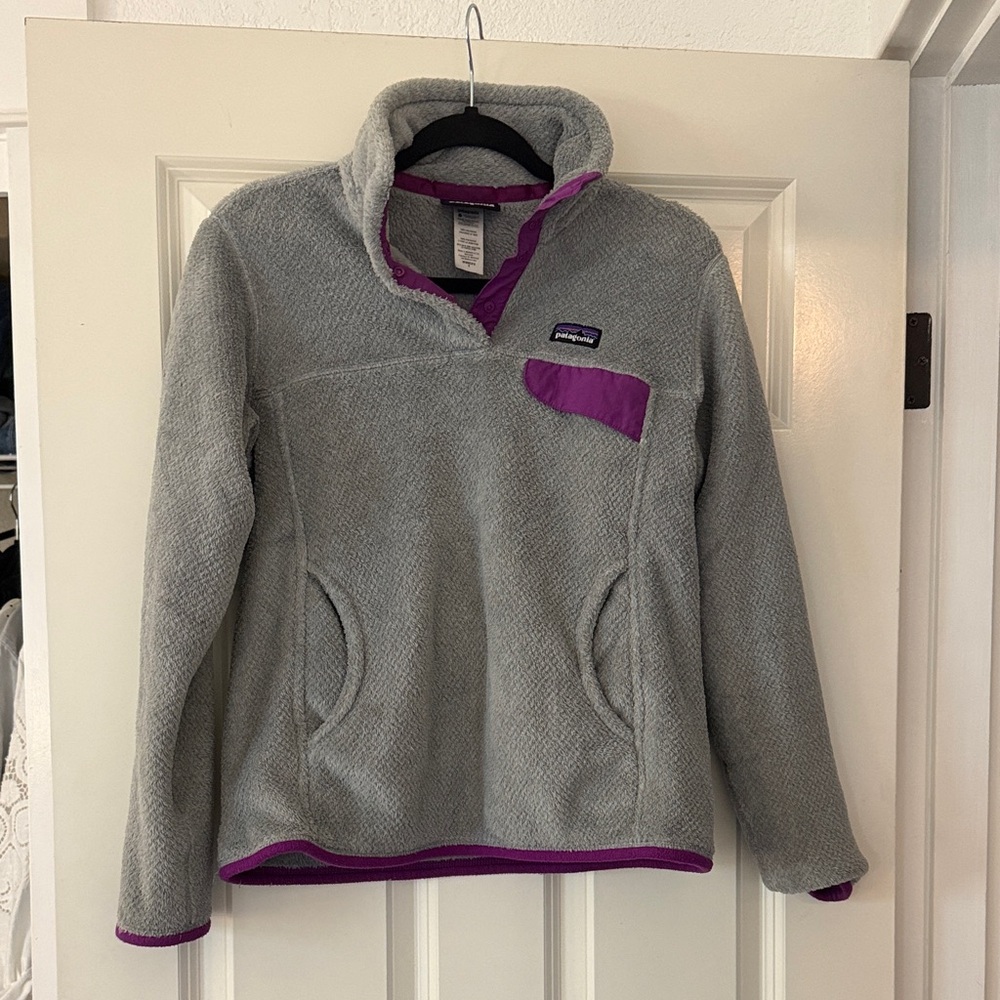 Patagonia Fleece Snap Tee in Gray and Purple